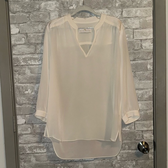 Amanda Uprichard Tops - Amanda uprichard collarless 100% silk top sz M #F2